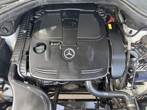 Used 2015 Mercedes-Benz ML 350 4MATIC image 11
