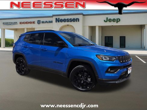 New 2026 Jeep Compass Latitude image 1