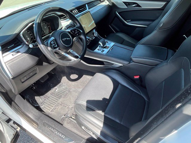 Used 2025 Jaguar F-PACE R-Dynamic S AWD/4WD image 12