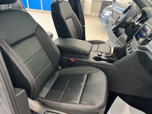 Used 2021 Volkswagen Atlas Cross Sport SE w/ Panoramic Sunroof Package AWD/4WD image 22