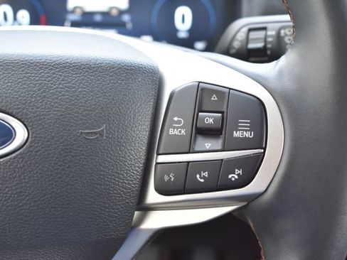 Used 2025 Ford Explorer Active w/ Active Comfort Package AWD/4WD image 23