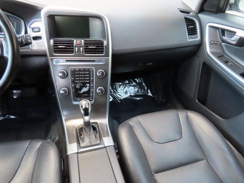 Used 2015 Volvo XC60 T5 Premier FWD image 18