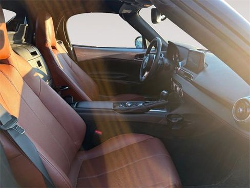 Used 2022 MAZDA MX-5 Miata Grand Touring image 15