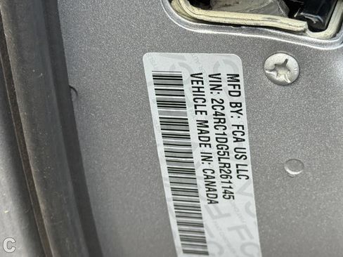 Used 2020 Chrysler Voyager Lxi FWD image 26