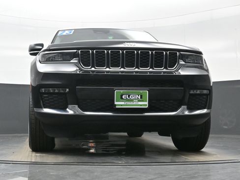 Used 2023 Jeep Grand Cherokee L Limited AWD/4WD image 32