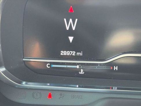 Used 2024 Chevrolet Suburban High Country AWD/4WD image 28