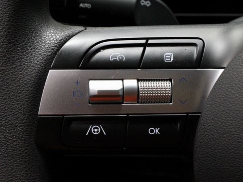 Used 2025 Hyundai Santa Cruz SEL FWD image 27