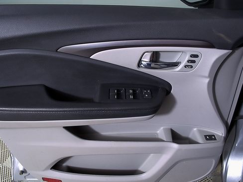 Used 2021 Honda Pilot EX-L image 14