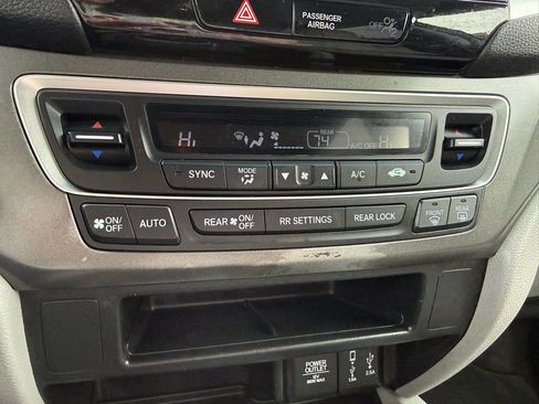 Used 2017 Honda Pilot EX image 28