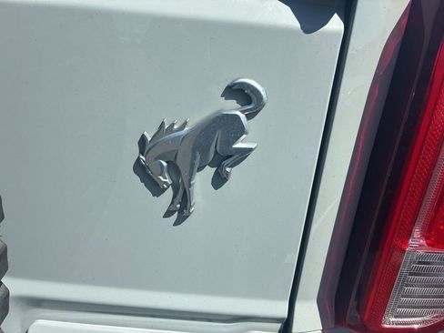 Used 2023 Ford Bronco Black Diamond w/ Sasquatch Package image 15