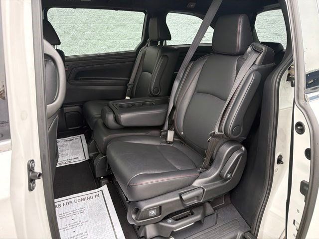 Used 2025 Honda Odyssey Sport-L image 11