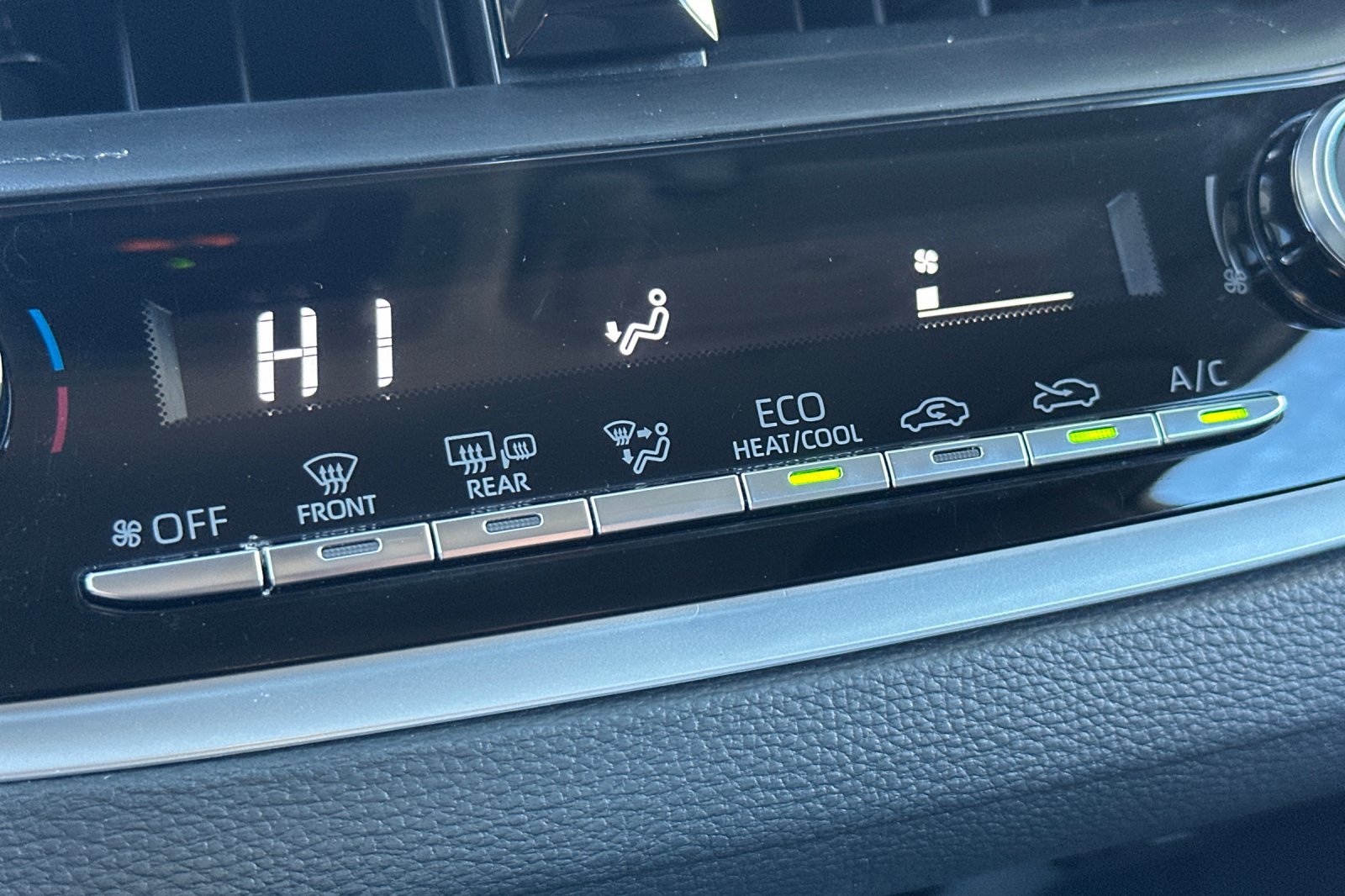 Certified 2026 Toyota Corolla LE FWD image 32