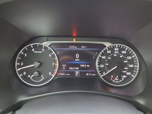 Used 2024 Nissan Sentra SR w/ SR Premium Package image 14