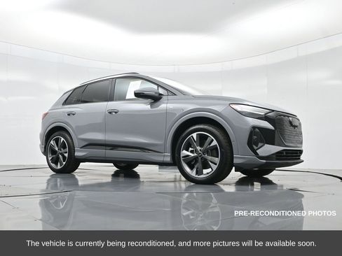 Used 2024 Audi Q4 e-tron Prestige w/ Black Optic Package image 49