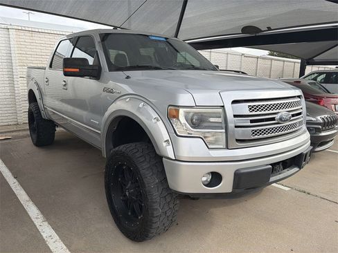 Used 2013 Ford F150 Platinum image 2
