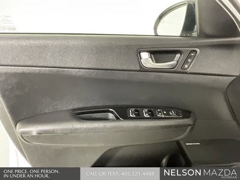 Used 2019 Kia Optima SX image 19