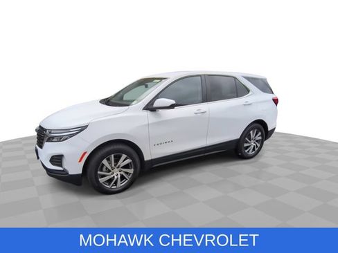 Used 2024 Chevrolet Equinox LT AWD/4WD image 4