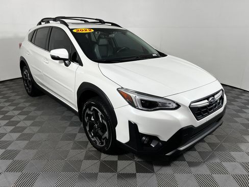 Used 2022 Subaru Crosstrek 2.5i Limited w/ Moonroof Package 1 AWD/4WD image 3