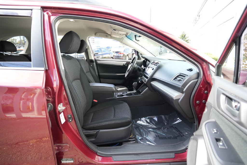 Used 2016 Subaru Outback 2.5i AWD/4WD image 31
