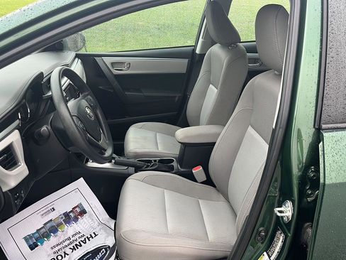 Used 2016 Toyota Corolla LE image 21