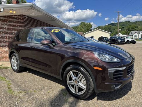Used 2016 Porsche Cayenne S AWD/4WD image 12