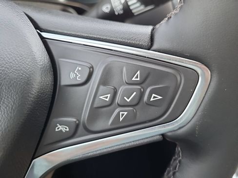 Used 2024 Chevrolet Equinox LT AWD/4WD image 25