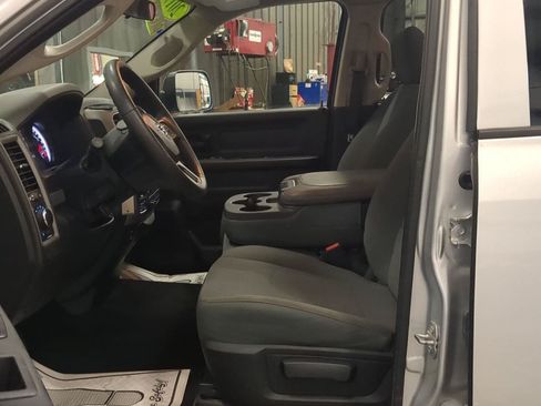 Used 2017 RAM 1500 Tradesman w/ Popular Equipment Group AWD/4WD image 10