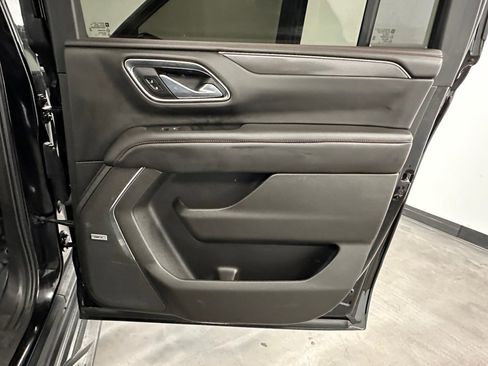 Used 2021 Chevrolet Suburban RST w/ Luxury Package image 52