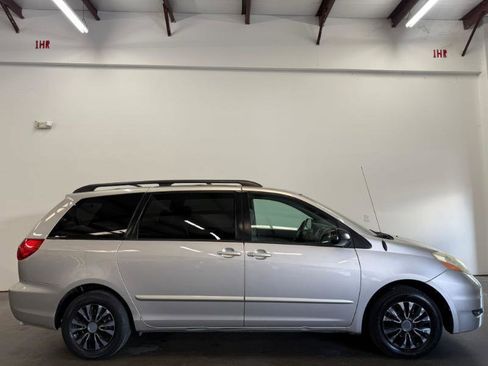 Used 2006 Toyota Sienna LE image 2