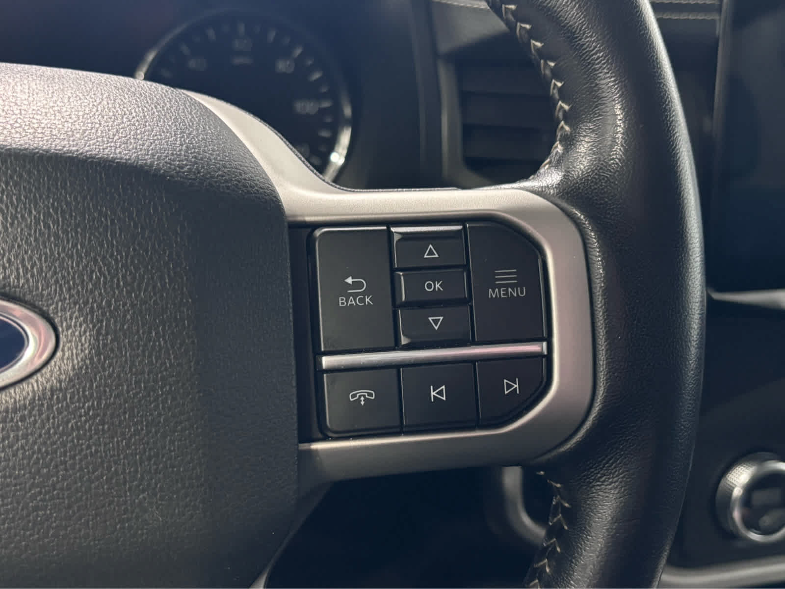 Used 2024 Ford Expedition XLT AWD/4WD image 19