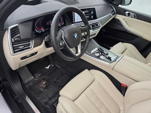 Used 2021 BMW X5 xDrive40i w/ Premium Package AWD/4WD image 10