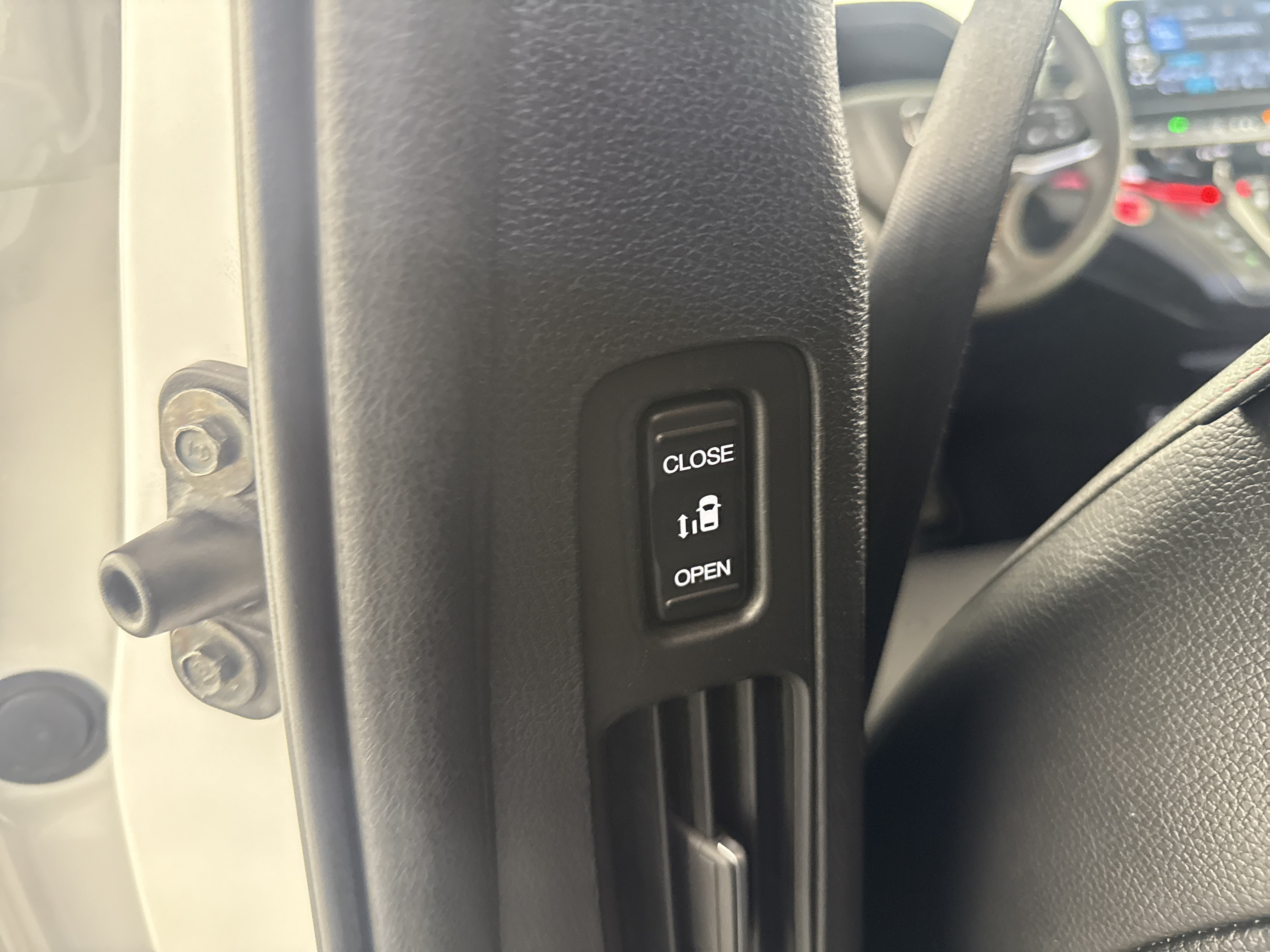 Used 2025 Honda Odyssey Sport-L image 14