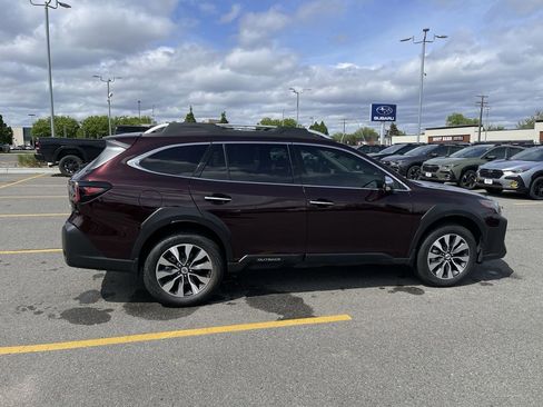 Certified 2025 Subaru Outback Touring XT w/ Popular Package #2 AWD/4WD image 11