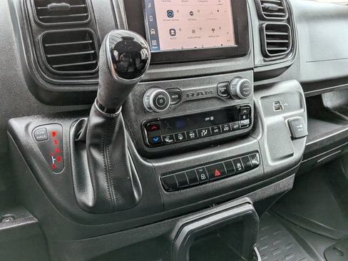 Used 2025 RAM ProMaster 2500 w/ Convenience Group FWD image 21