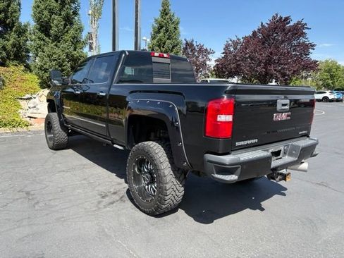 Used 2018 GMC Sierra 3500 Denali w/ Duramax Plus Package AWD/4WD image 4