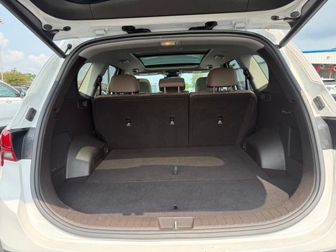 Used 2023 Hyundai Santa Fe Limited AWD/4WD image 18