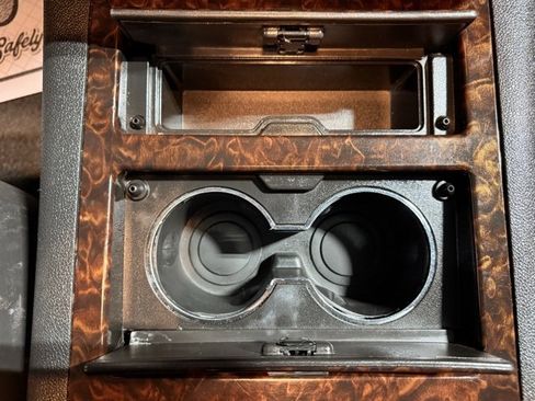 Used 2010 GMC Sierra 1500 Denali image 24