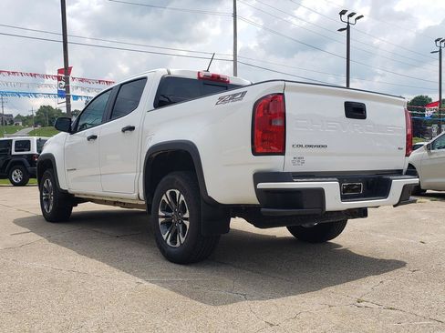 Used 2022 Chevrolet Colorado Z71 AWD/4WD image 5