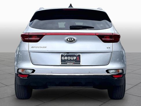 Used 2020 Kia Sportage EX w/ EX Technology Package FWD image 5
