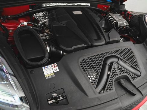 Used 2023 Porsche Macan S AWD/4WD image 35