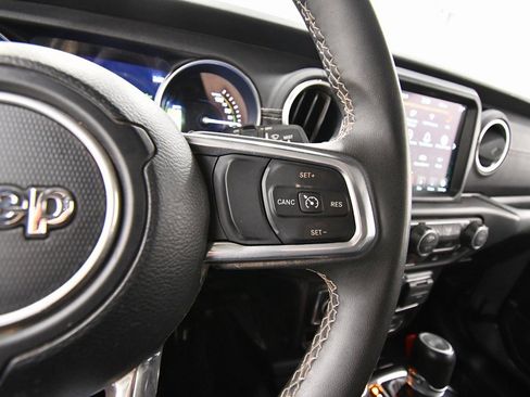 Used 2023 Jeep Wrangler Unlimited Sahara image 20