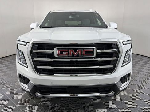 New 2026 GMC Yukon Elevation image 2