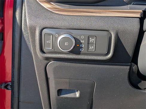 Used 2020 Ford Explorer Limited w/ Class III Trailer Tow Package image 16