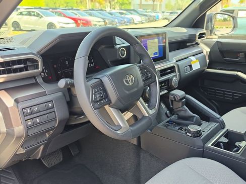 New 2026 Toyota 4Runner SR5 AWD/4WD image 7