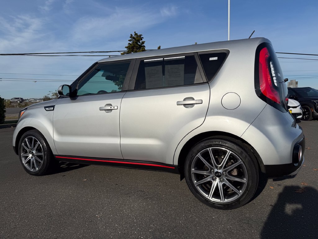 Used 2019 Kia Soul ! w/ Technology Package FWD image 4