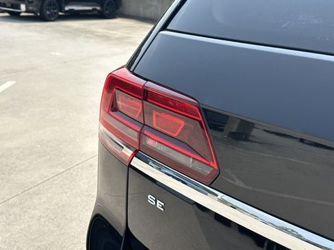 Used 2019 Volkswagen Atlas SE w/ Towing Package FWD image 22
