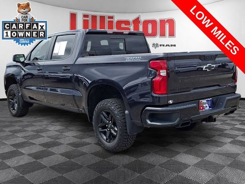 Used 2024 Chevrolet Silverado 1500 LT Trail Boss w/ Convenience Package II AWD/4WD image 7