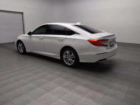 Used 2018 Honda Accord LX image 5