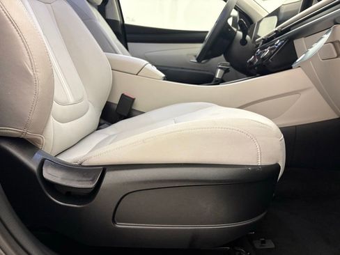 Used 2026 Hyundai Tucson SEL FWD image 35