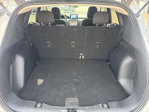 Used 2022 Ford Escape SE AWD/4WD image 30